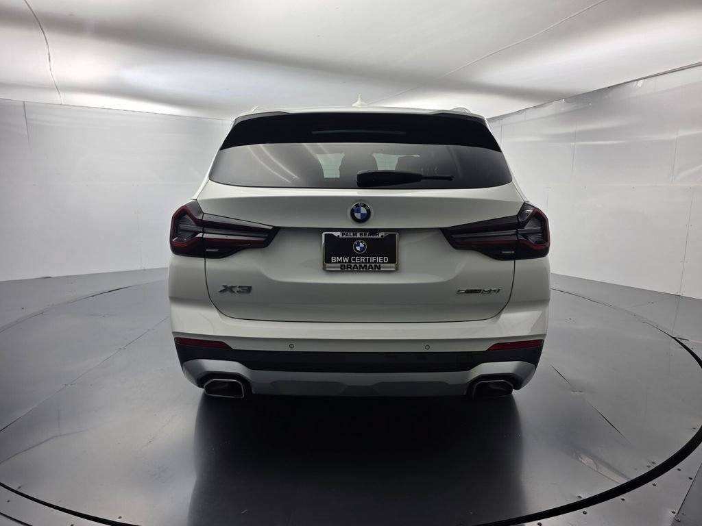 Certified 2024 BMW X3 sDrive30i w/ Premium Package RWD image 5