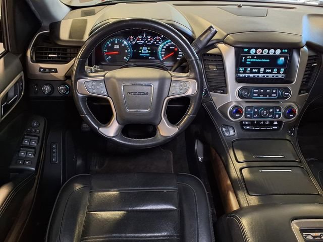Used 2018 GMC Yukon Denali w/ Denali Ultimate Package AWD/4WD image 17