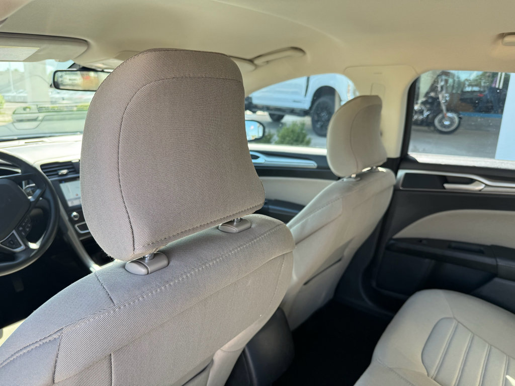 Used 2019 Ford Fusion S FWD image 12