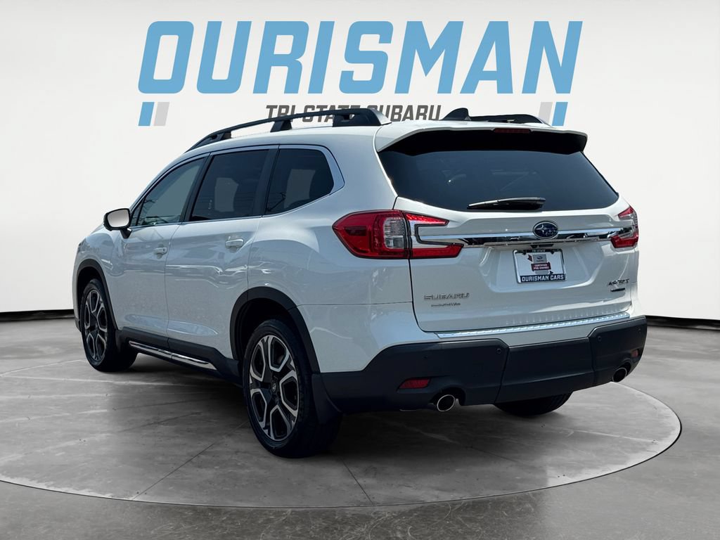 Used 2023 Subaru Ascent Limited w/ Technology Package AWD/4WD image 4