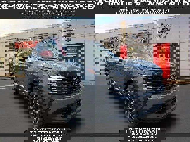 New 2025 Nissan Kicks SV w/ SV Premium Package