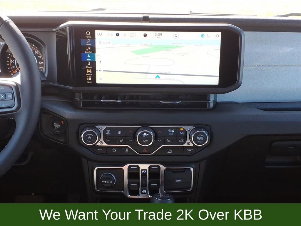 New 2025 Jeep Gladiator Sport image 9