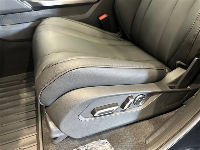 New 2026 Acura MDX SH-AWD image 16