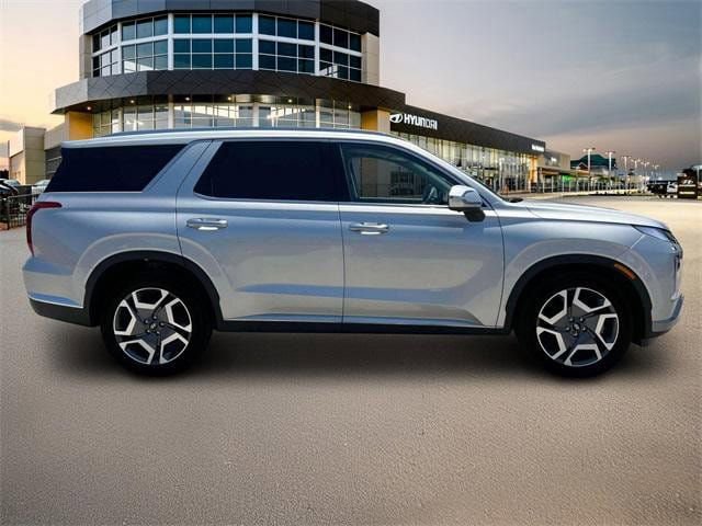 Certified 2025 Hyundai Palisade Limited image 10