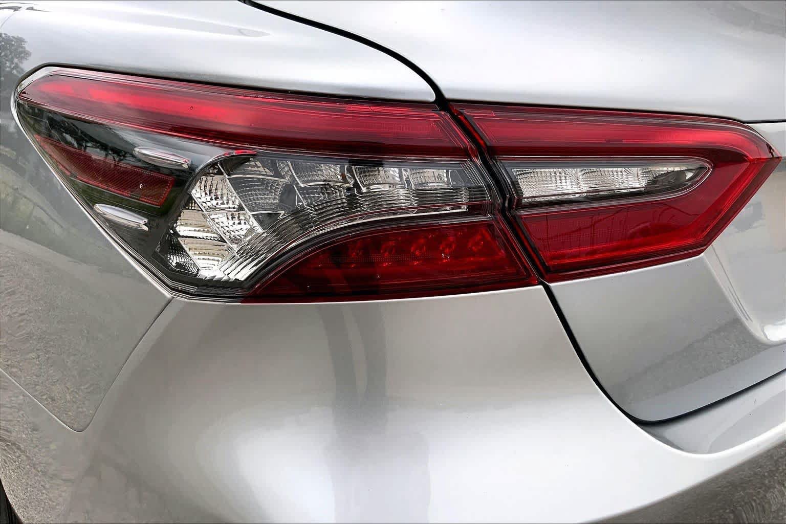 Used 2023 Toyota Camry XLE FWD image 28