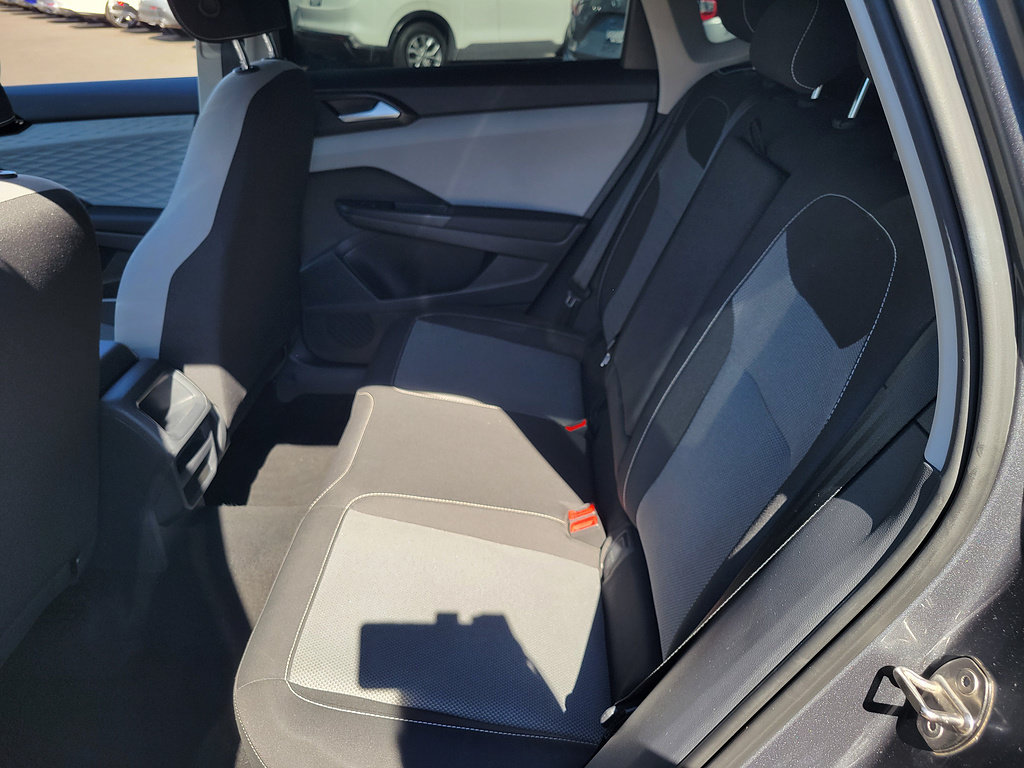 Used 2022 Volkswagen Taos S FWD image 14