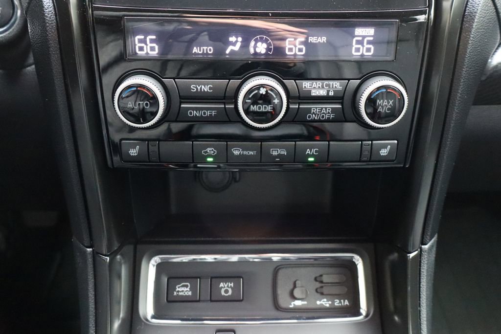 Used 2022 Subaru Ascent Onyx Edition AWD/4WD image 9