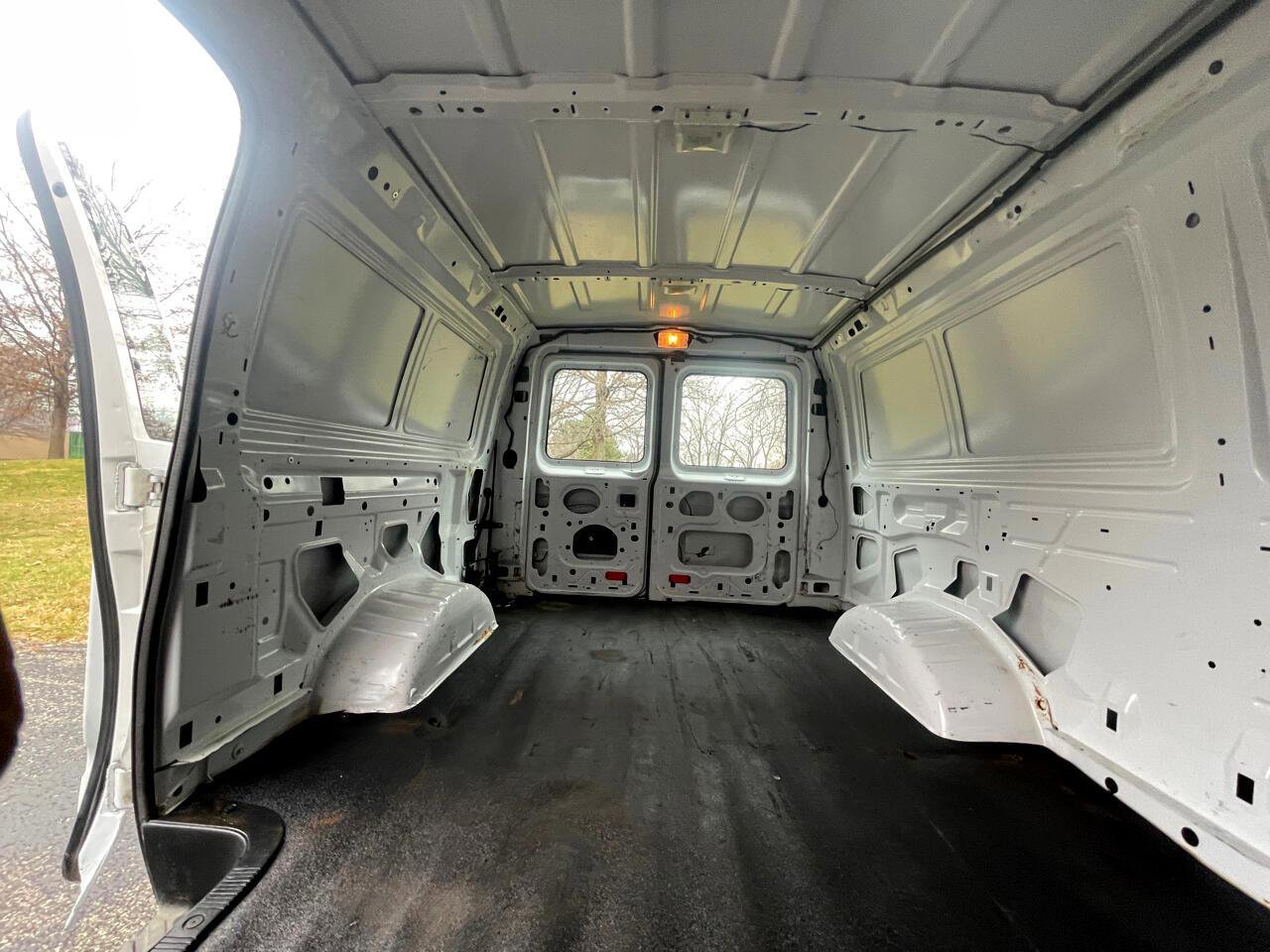 Used 2013 Ford E-150 and Econoline 150 image 34