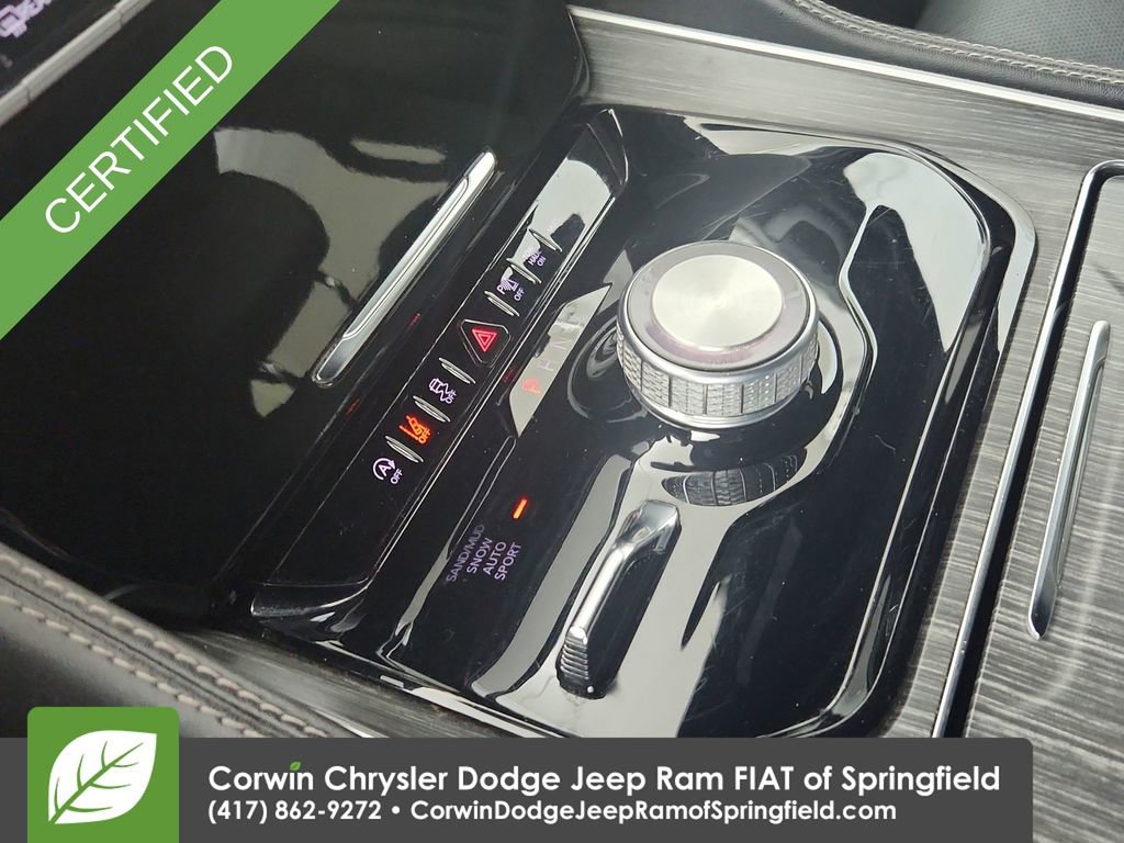 Certified 2024 Jeep Wagoneer Series II w/ Flexible Seating Group image 27