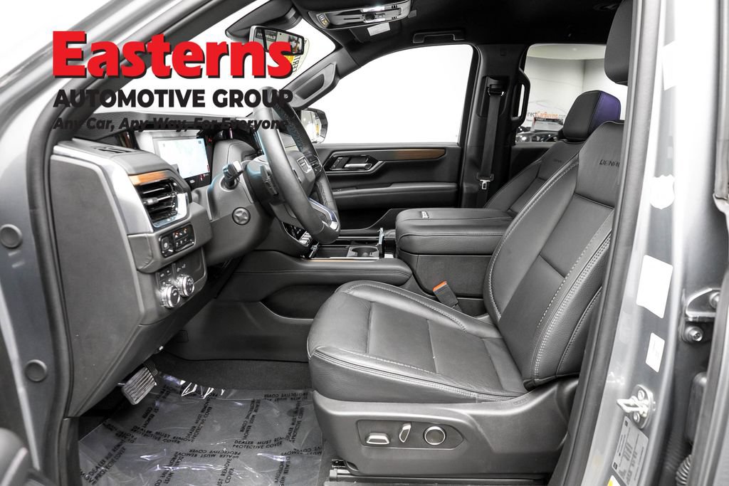 Used 2025 GMC Yukon Denali AWD/4WD image 15