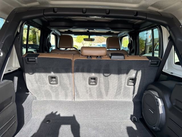 Used 2023 Jeep Wrangler Unlimited Rubicon 4xe image 13