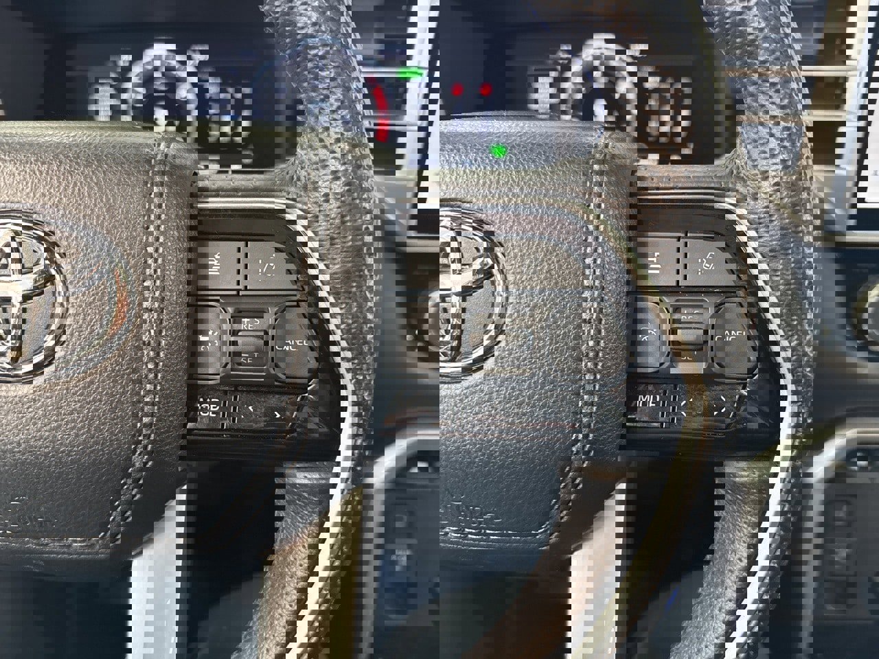 Used 2023 Toyota Tundra Platinum image 23