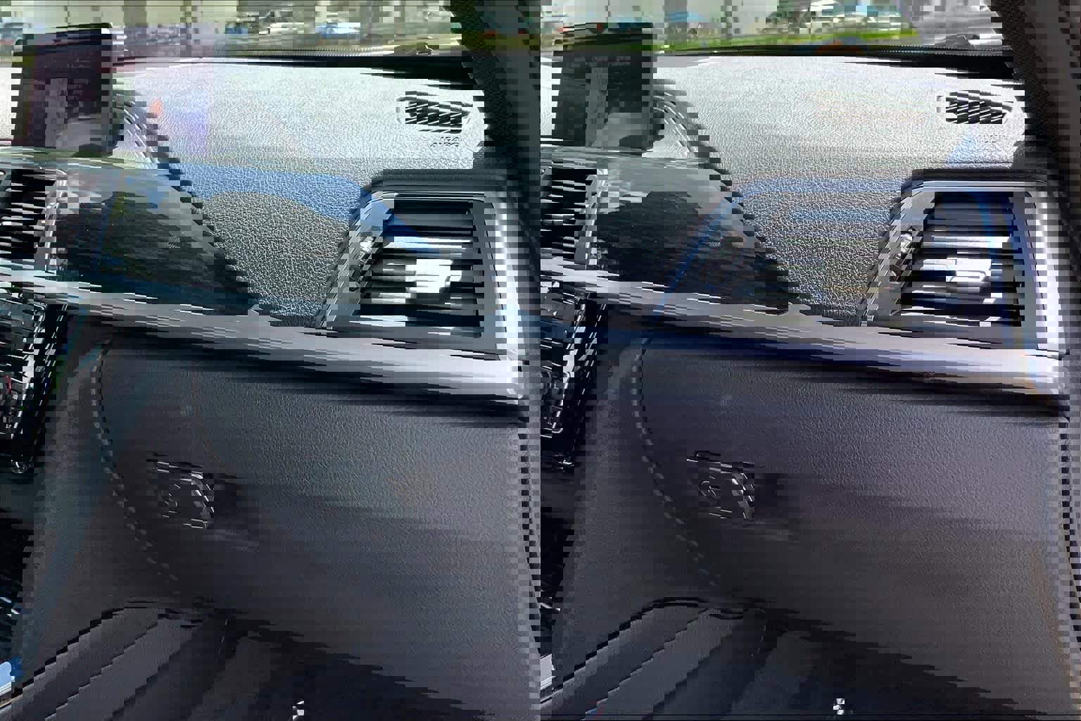 Used 2018 BMW 330i Sedan image 18