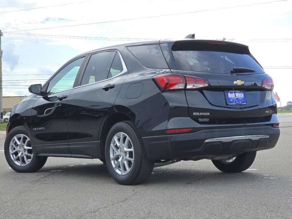 Used 2022 Chevrolet Equinox LT w/ Driver Convenience Package AWD/4WD image 17