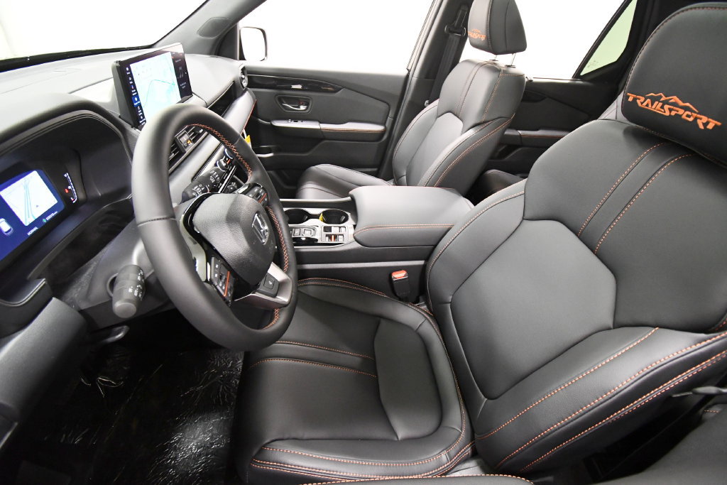 New 2026 Honda Pilot TrailSport image 6