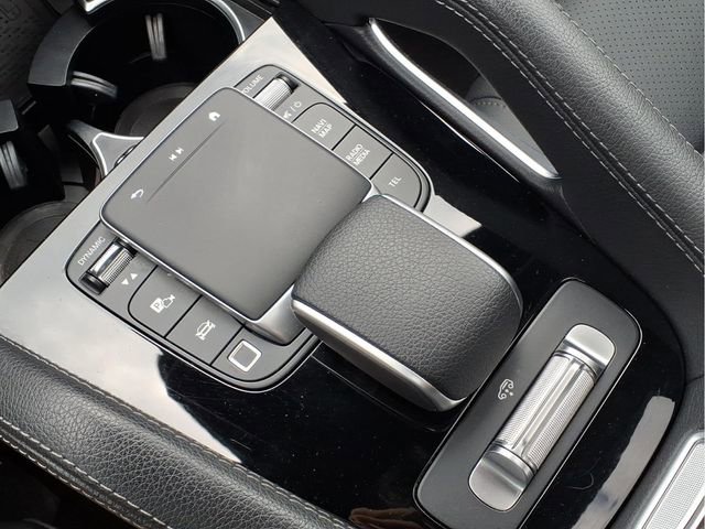 Used 2025 Mercedes-Benz GLS 450 4MATIC image 11