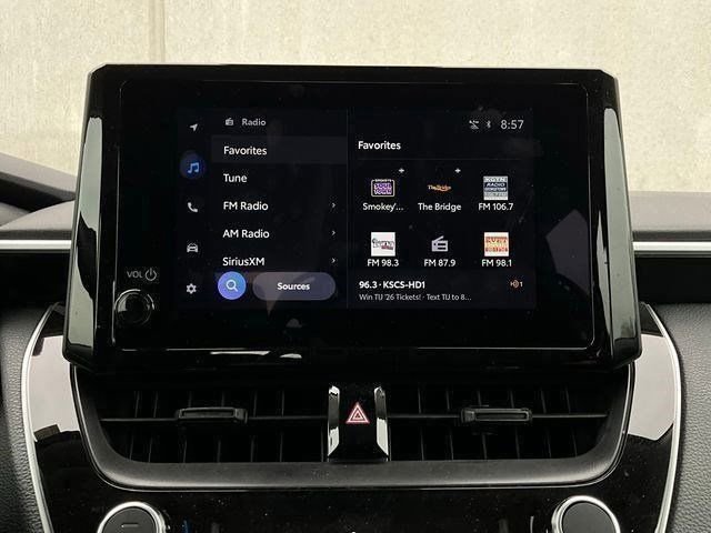 Used 2025 Toyota Corolla LE image 20
