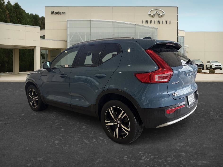 Used 2023 Volvo XC40 B5 Core AWD/4WD image 9