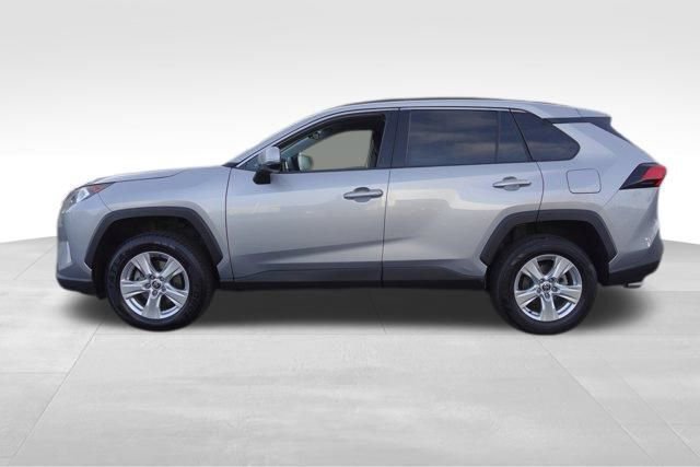 Used 2021 Toyota RAV4 XLE image 7