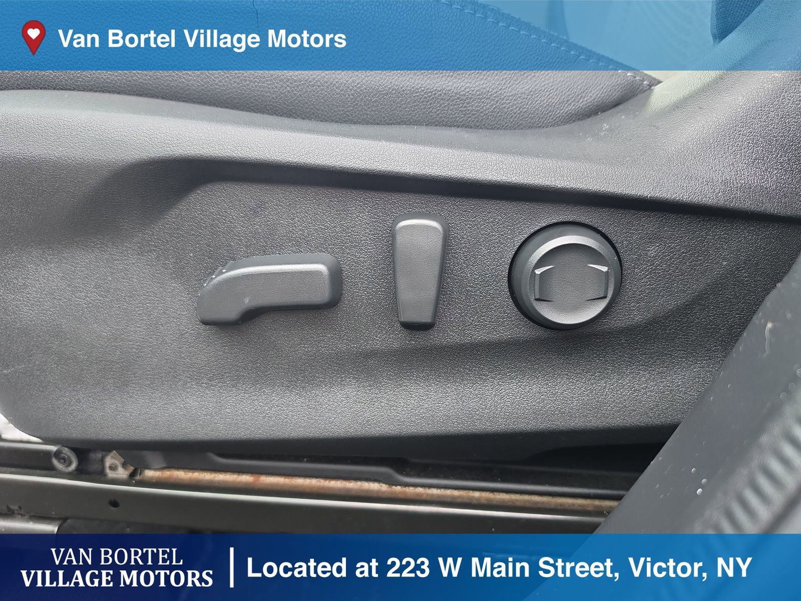 Used 2021 Subaru Forester Premium AWD/4WD image 12