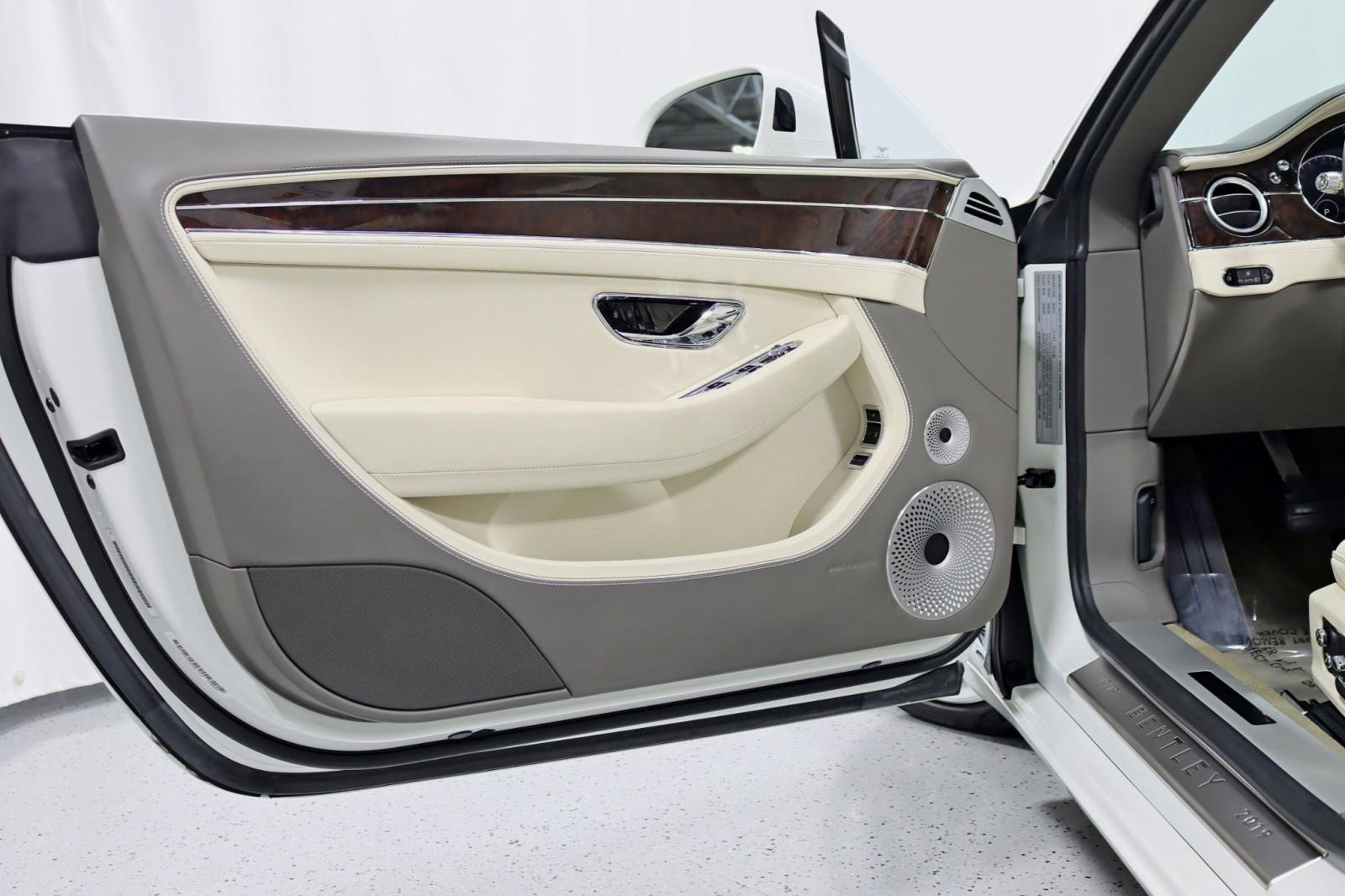Used 2020 Bentley Continental GT image 37