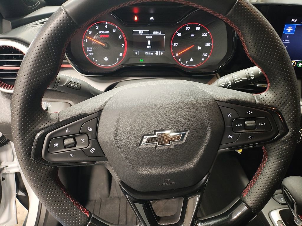 Certified 2024 Chevrolet Trax RS w/ Driver Confidence Package image 29