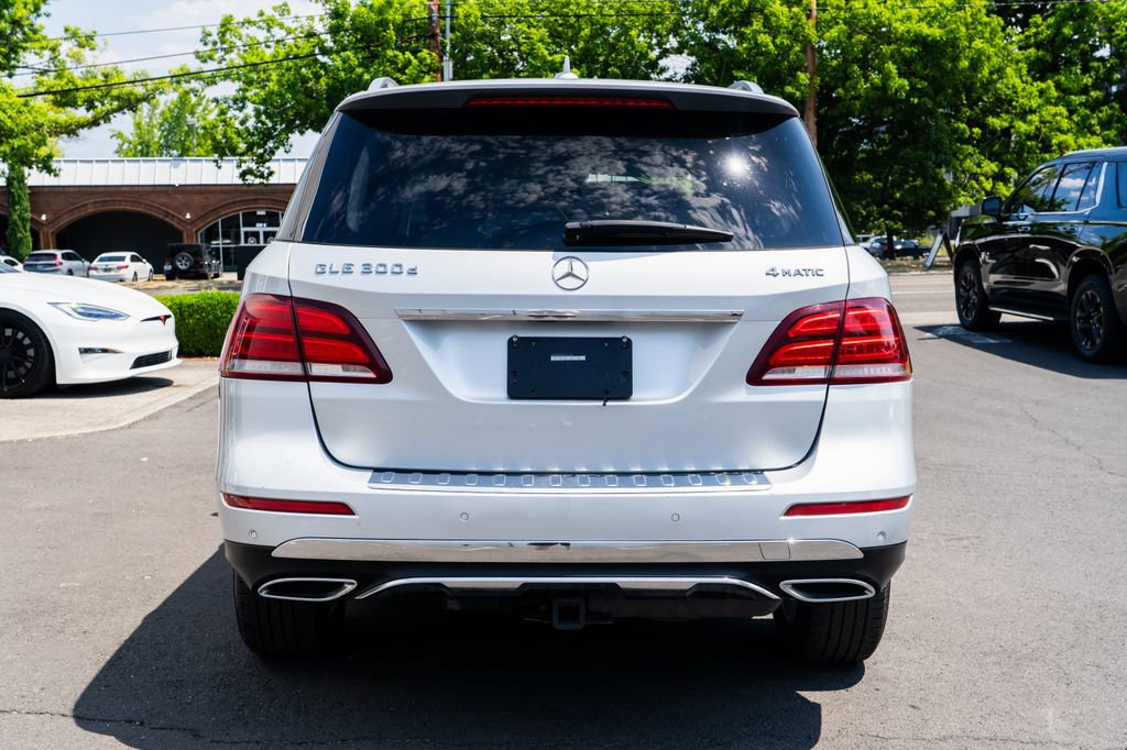 Used 2016 Mercedes-Benz GLE 300d 4MATIC image 5