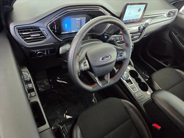 Used 2025 Ford Escape ST-Line image 10