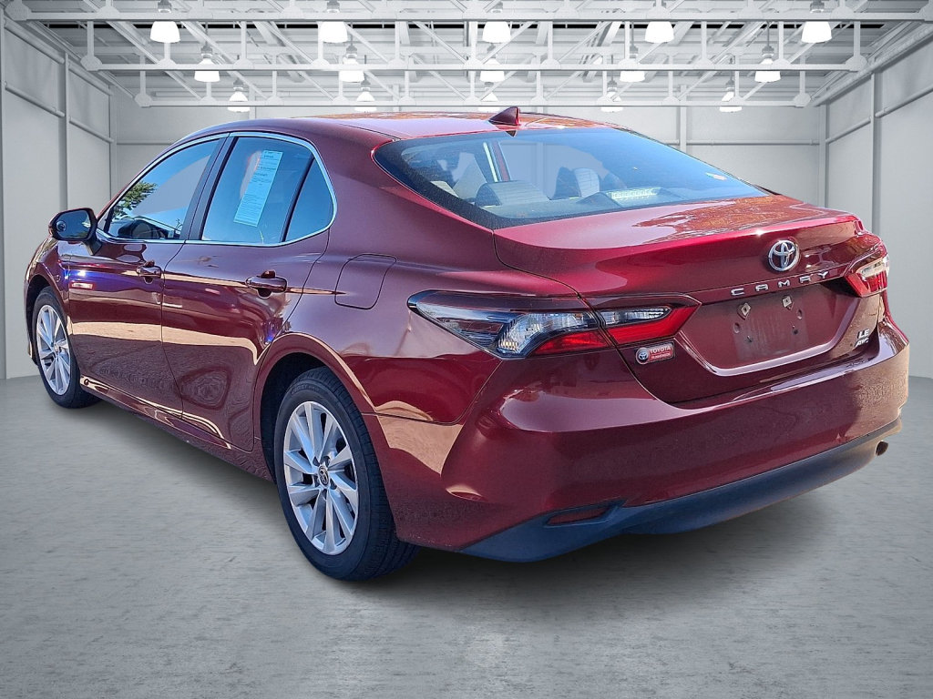 Used 2021 Toyota Camry LE AWD/4WD image 3