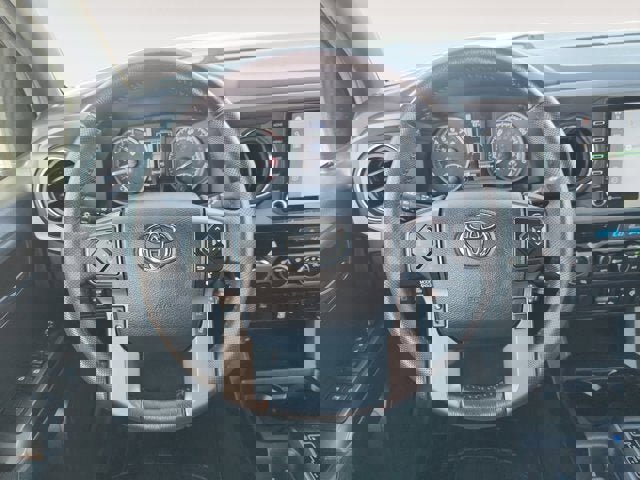 Used 2022 Toyota Tacoma SR image 12