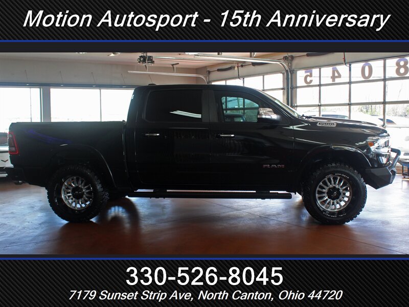 Used 2019 RAM 1500 Laramie AWD/4WD image 12