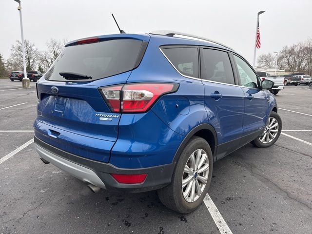 Used 2018 Ford Escape Titanium image 3