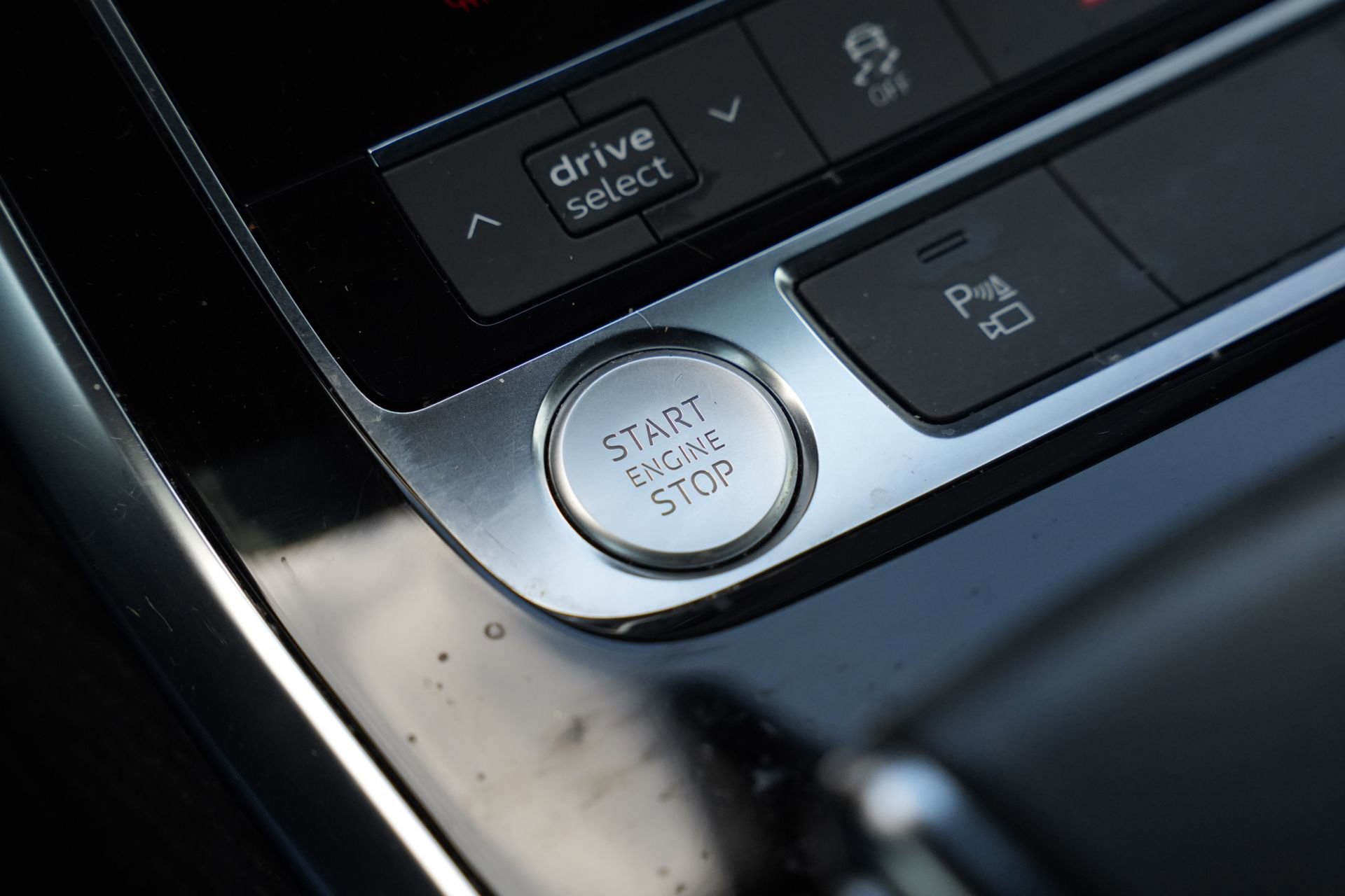 Used 2020 Audi Q7 3.0T Premium Plus AWD/4WD image 15