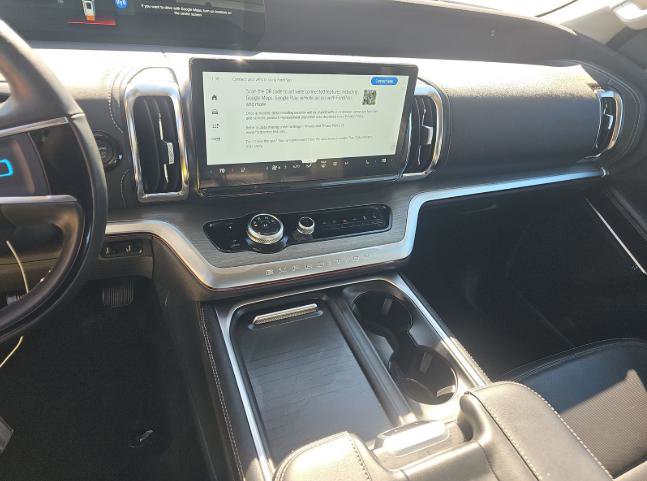 Certified 2025 Ford Expedition Platinum image 11