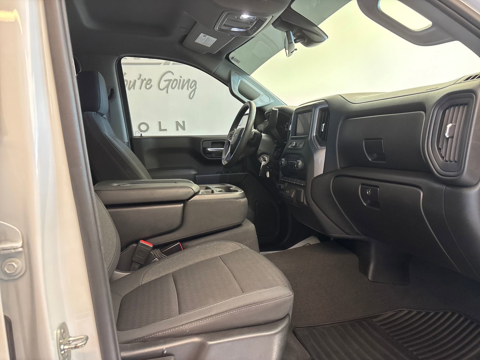 Used 2022 Chevrolet Silverado 1500 Custom Trail Boss w/ Safety Confidence Package AWD/4WD image 6