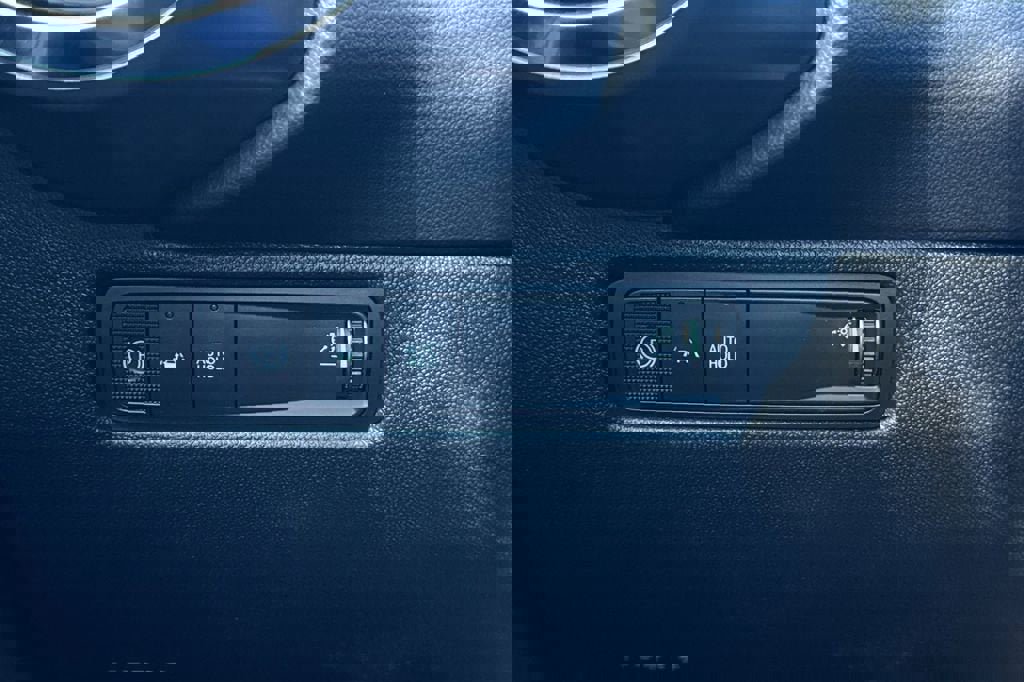 New 2026 Chevrolet Equinox EV LT image 27