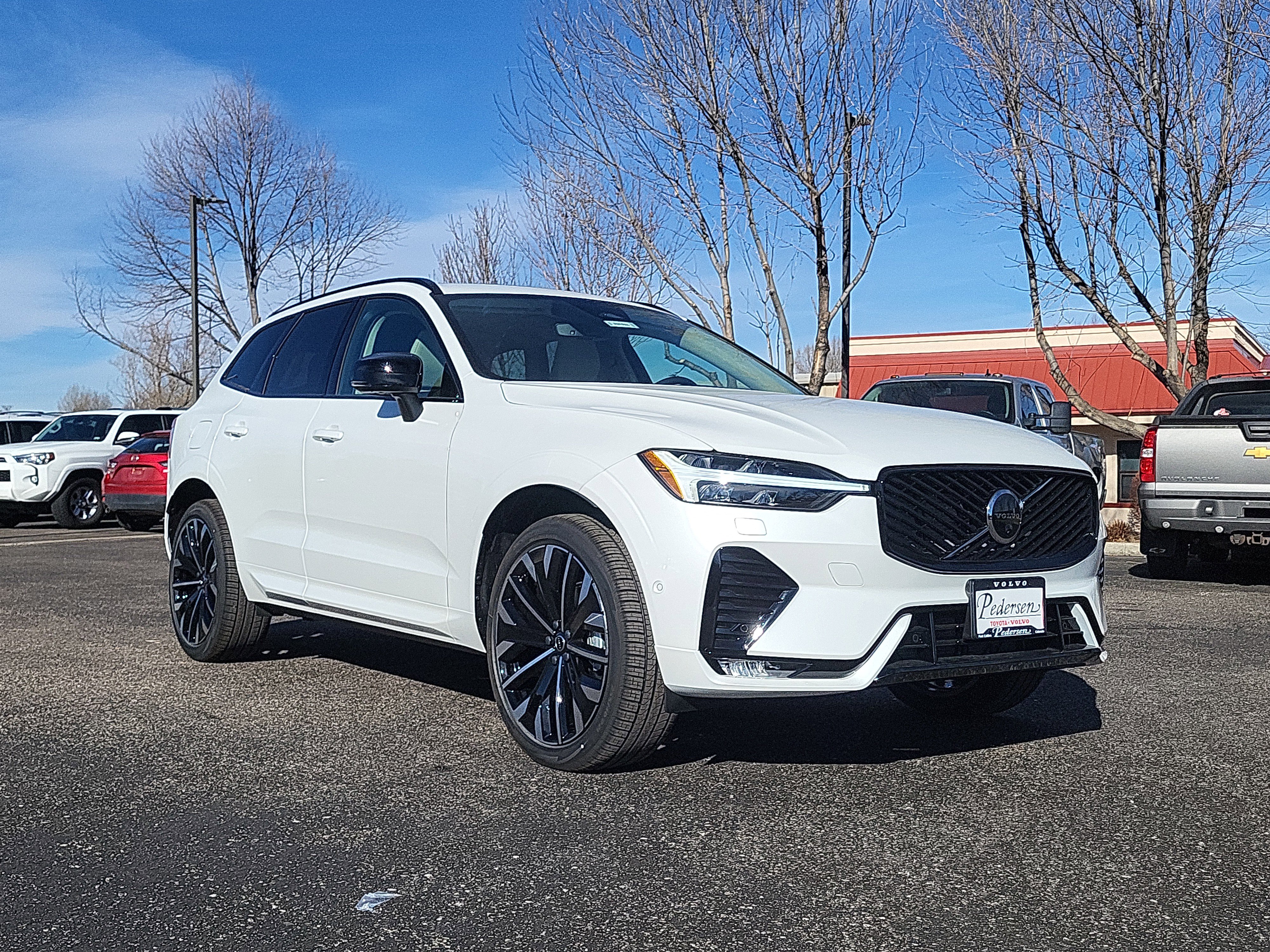 New 2026 Volvo XC60 B5 Ultra w/ Protection Package Premier image 20