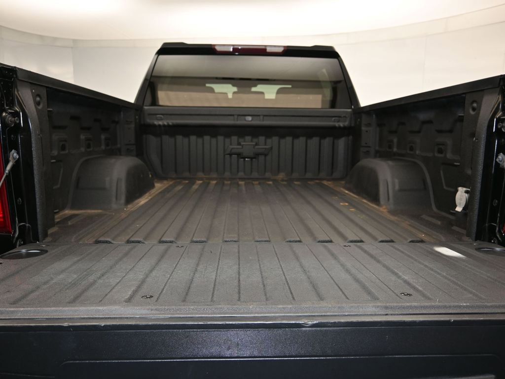 Certified 2024 Chevrolet Silverado 1500 RST w/ Redline Edition image 25