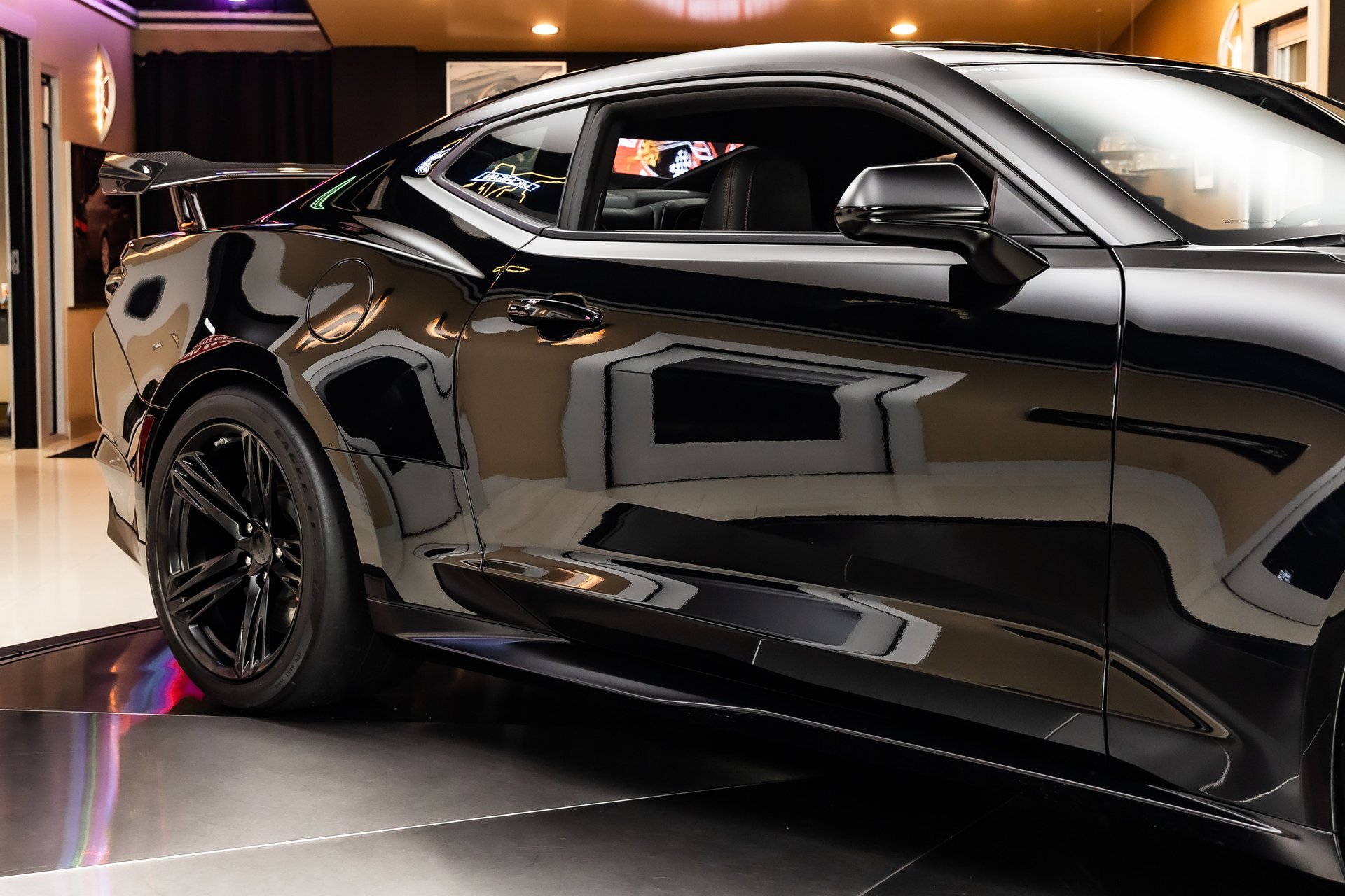 Used 2022 Chevrolet Camaro ZL1 image 22