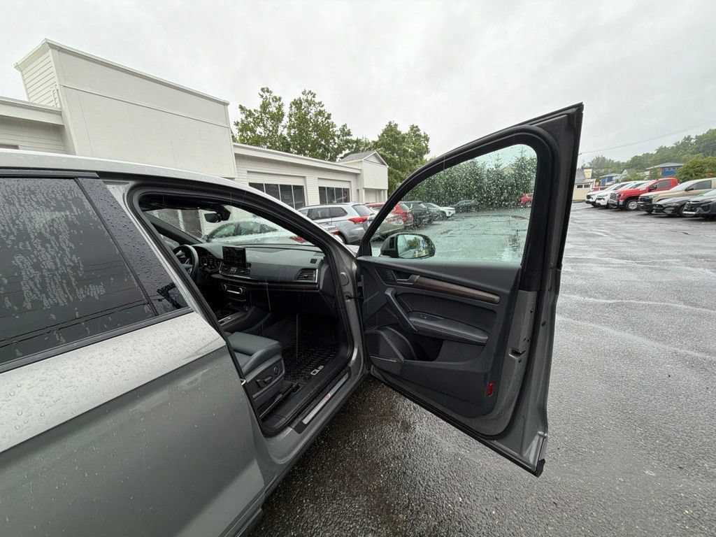 Used 2023 Audi Q5 2.0T Premium Plus w/ Premium Plus Package AWD/4WD image 77