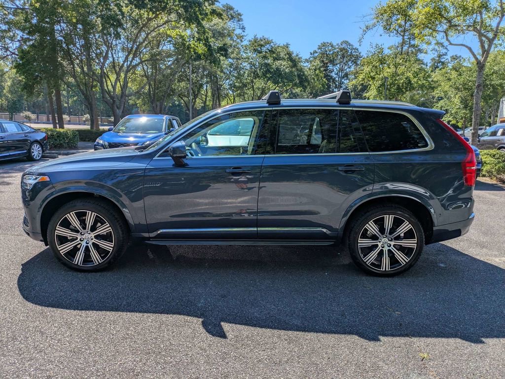 Certified 2025 Volvo XC90 B6 Plus AWD/4WD image 7