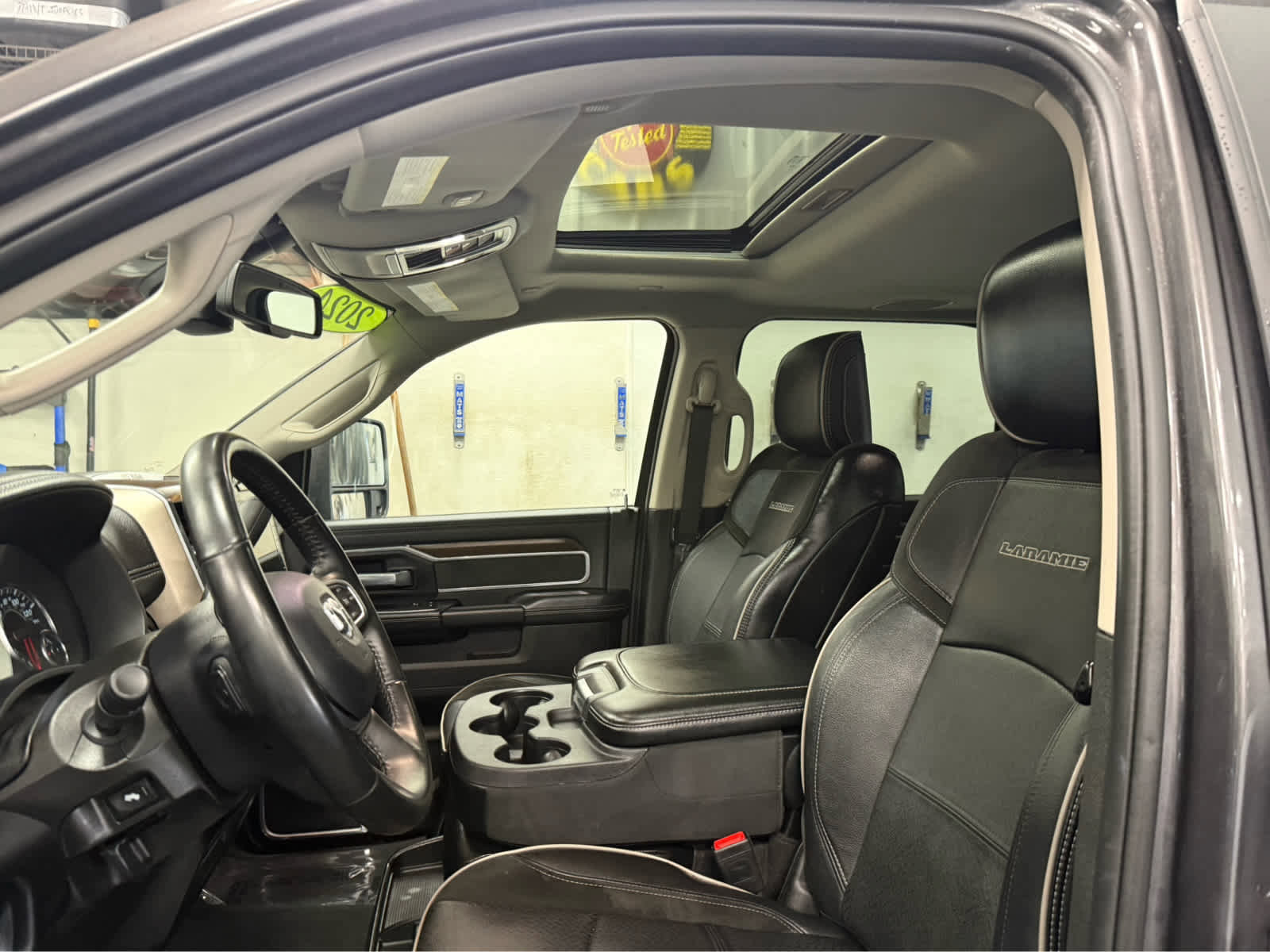 Used 2024 RAM 2500 Laramie image 11