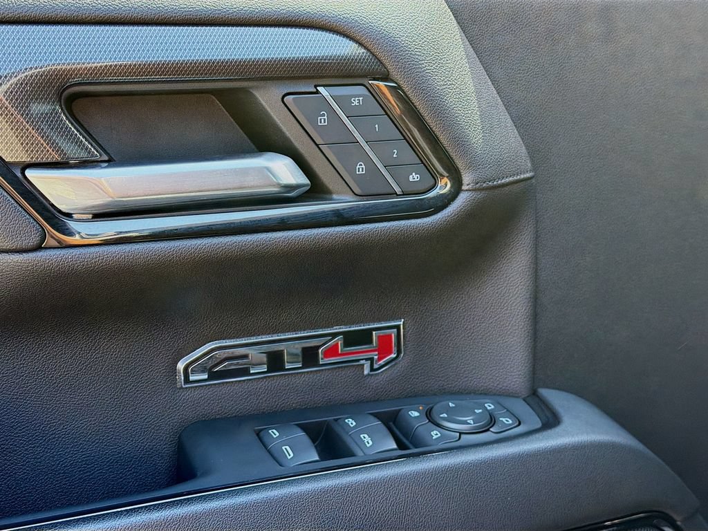 Used 2023 GMC Sierra 1500 AT4 w/ AT4 Premium Package AWD/4WD image 21