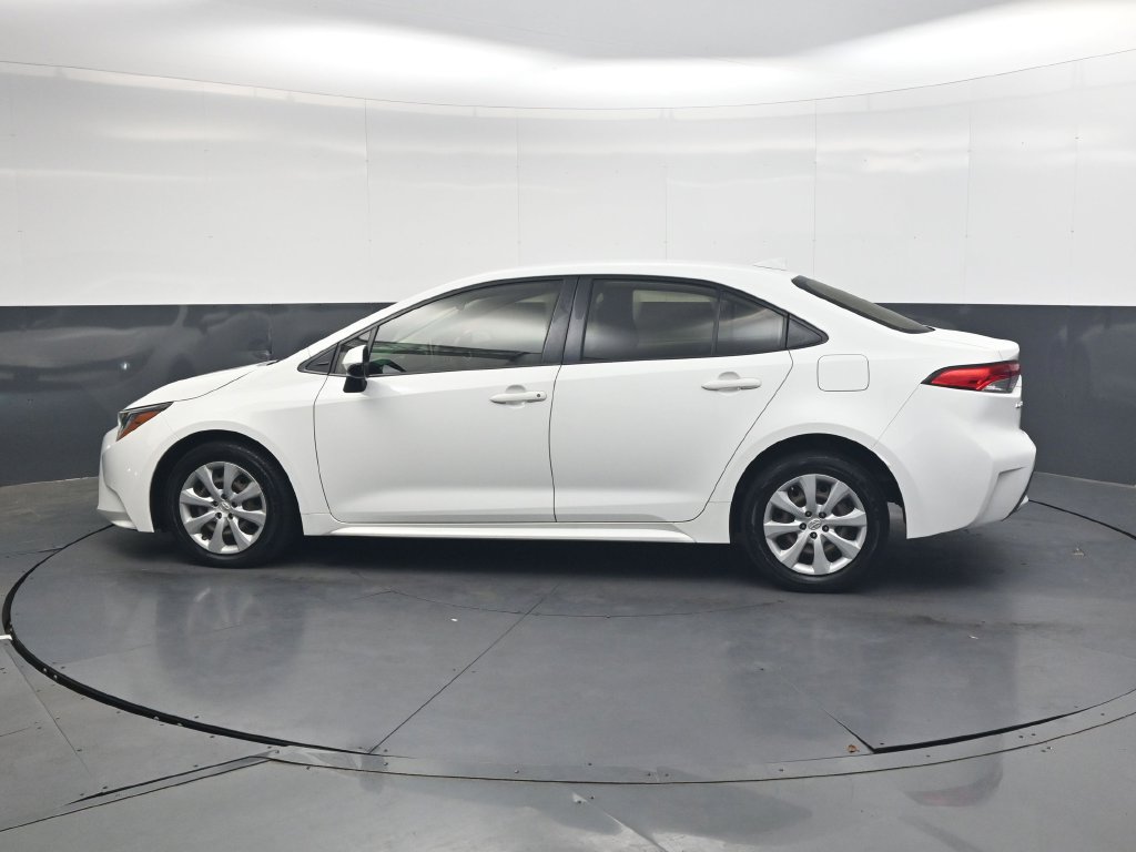 Used 2020 Toyota Corolla LE FWD image 7