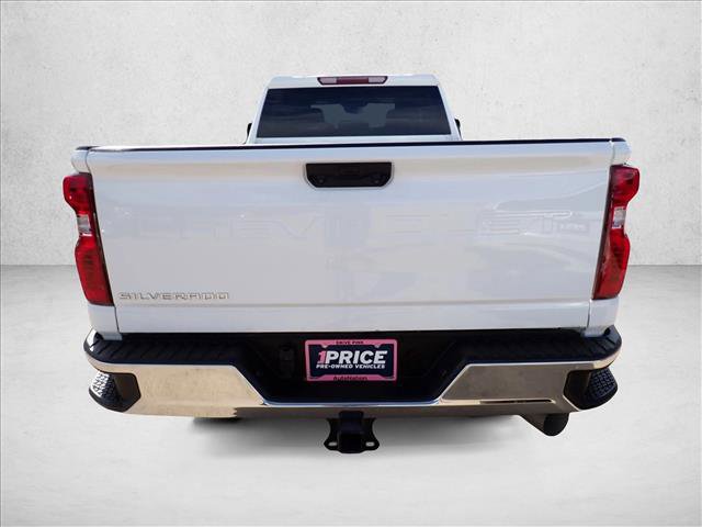 Used 2022 Chevrolet Silverado 2500 LT w/ Convenience Package AWD/4WD image 3