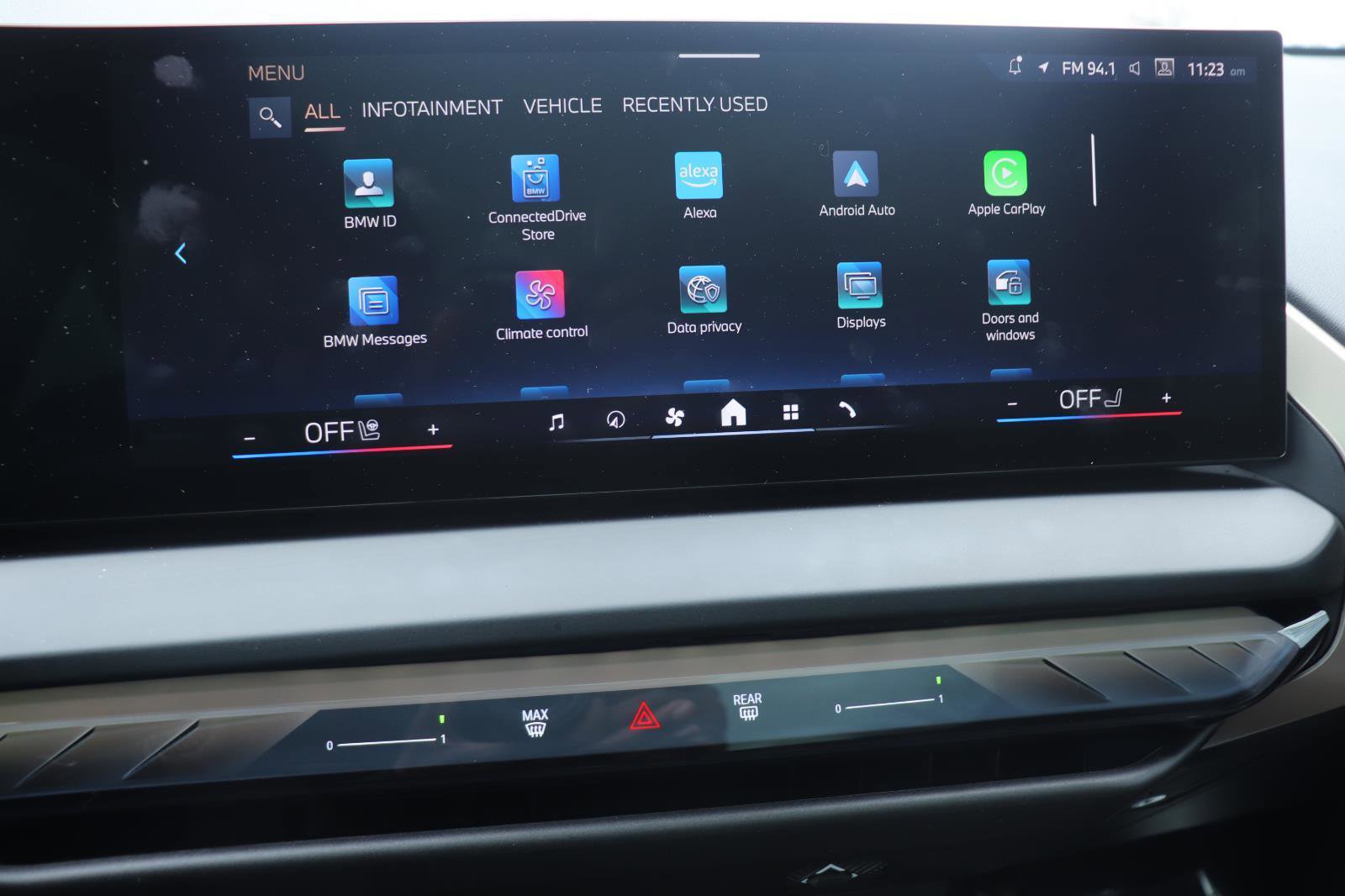 Used 2025 BMW X3 xDrive30i w/ Premium Package image 34