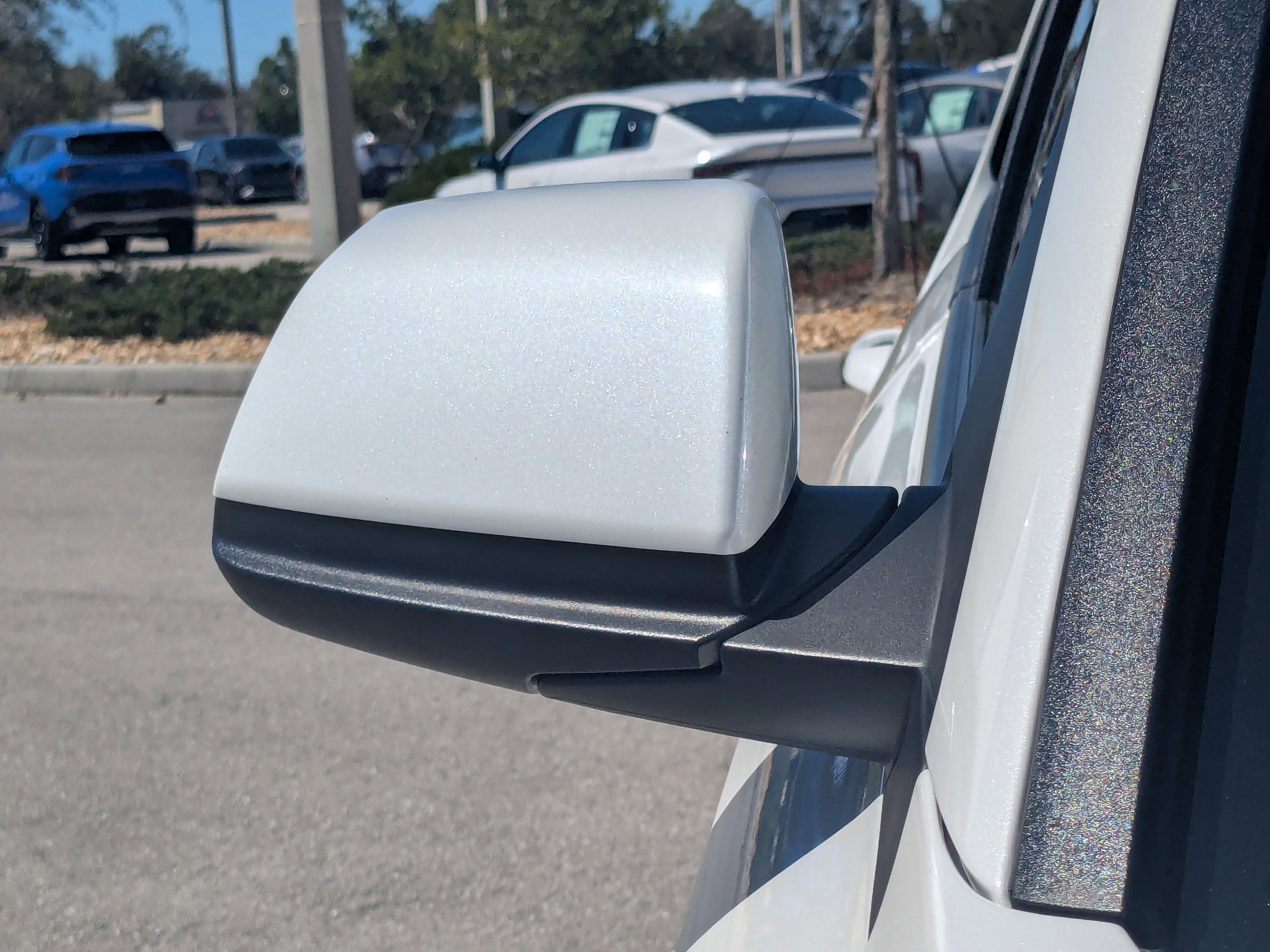 Certified 2024 Kia Niro LX image 12