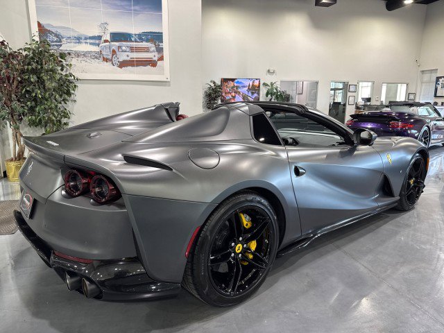 Used 2021 Ferrari 812 GTS RWD image 2