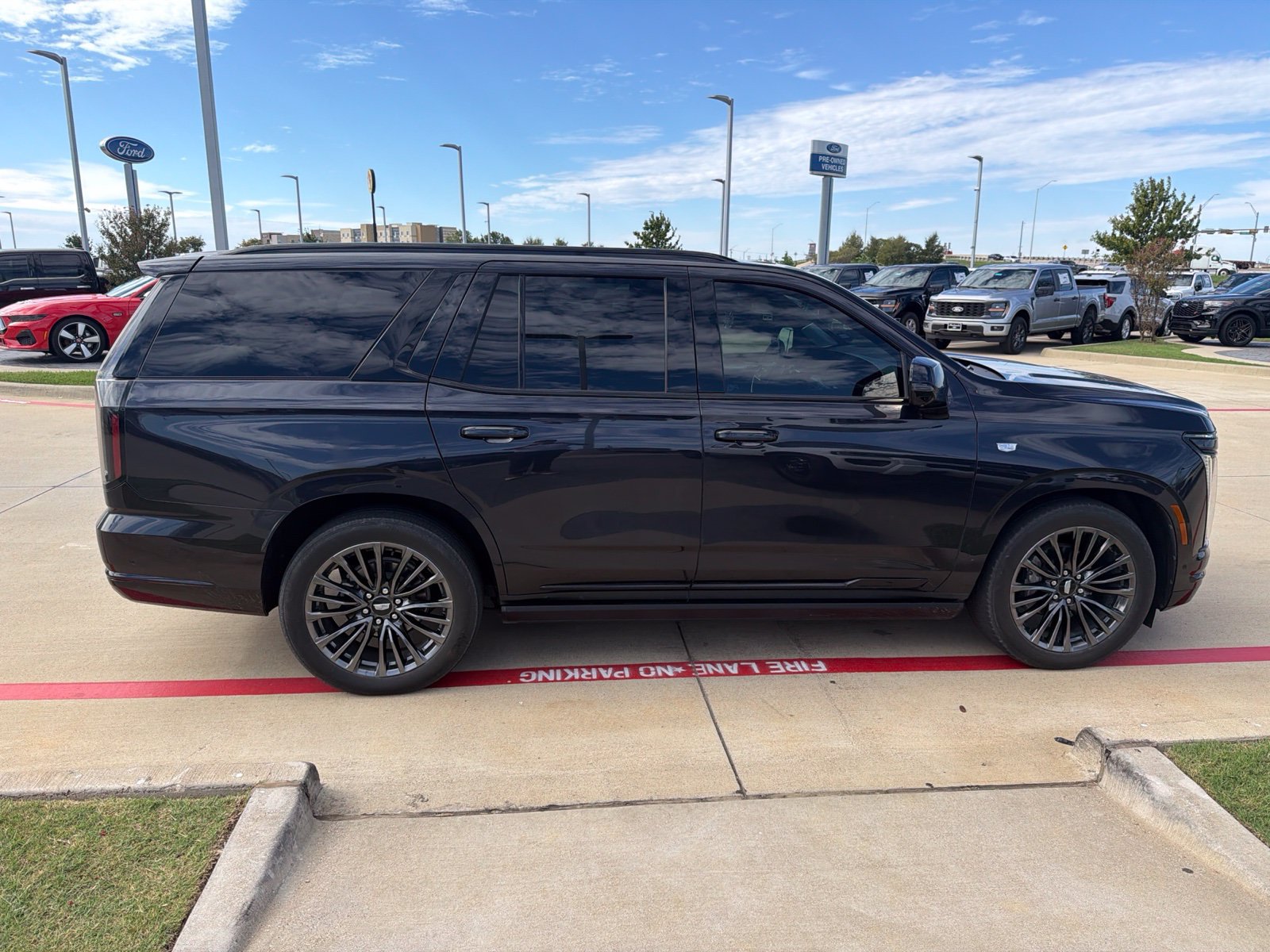 Used 2025 Cadillac Escalade Sport Platinum AWD/4WD image 22