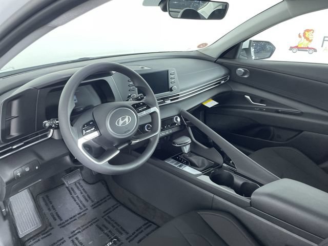 New 2026 Hyundai Elantra Hybrid FWD image 19